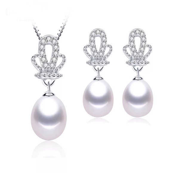 Jewelry - ⚠️SOLDOUT⚠️Luxurious Crown Freshwater Pearl Set